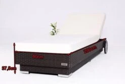 OUTFLEXX Sonnenliege, Braun, Polyrattan, 200x80x37,5cm, Inkl. Polster, Rückenlehne 4-stufig Verstellbar -Kettler Verkaufsgeschäft 1337 05.jpg