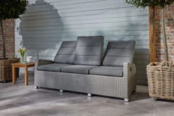 Ploß Vigo Comfort 3-Sitzer Speise-/Lounge-Sofa, Stahlgrau-meliert, Polyrattan, 210x84x110cm, Verstellbar 18 Ploß Vigo Comfort 3-Sitzer Speise-/Lounge-Sofa, Stahlgrau-meliert, Polyrattan, 210x84x110cm, Verstellbar -Kettler Verkaufsgeschäft 21633 7.jpg