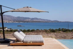 OUTFLEXX Icon Loungeliege, Lead Chine, Alu/Teak/Sunbrella, 213 X 89 X 41 Cm, Inkl. Verstellbarer Rückenlehne -Kettler Verkaufsgeschäft 23437 3.jpg