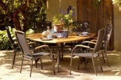 HARTMAN Raffaelo Stapelsessel, Xerix/anthrazit, Alu/Textilene, Mit FSC-Teak-Armlehnen -Kettler Verkaufsgeschäft 3 11666 2.jpg