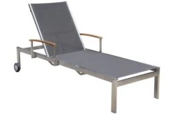 OUTFLEXX Sonnenliegen-Set, Taupe, Edelstahl/FSC-Teak, 195,5x74x35cm, Mit Armlehnen, Inkl. Beistelltisch 45x45cm 14 OUTFLEXX Sonnenliegen-Set, Taupe, Edelstahl/FSC-Teak, 195,5x74x35cm, Mit Armlehnen, Inkl. Beistelltisch 45x45cm -Kettler Verkaufsgeschäft 3 16547.jpg