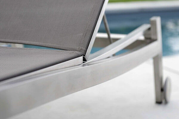 STERN Allround Rollenliege, Silber/taupe, Edelstahl/Textil, 200x71x38 Cm, Verstellbare Rückenlehne 4 STERN Allround Rollenliege, Silber/taupe, Edelstahl/Textil, 200x71x38 Cm, Verstellbare Rückenlehne – Bild 4