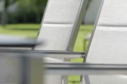 STERN Cardiff Stapelsessel, Silber, Edelstahl/Textil/Aluminiumarmlehnen, 61x57x92 Cm, Gepolstert, Stapelbar -Kettler Verkaufsgeschäft 4 21910.jpg