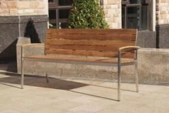 OUTFLEXX Gartenbank, FSC-Teakholz/Edelstahl, 3-Sitzer, 160x55x80cm -Kettler Verkaufsgeschäft 6 13536.jpg