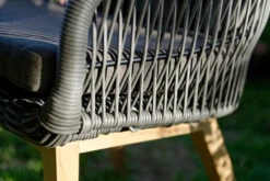 DIAMOND GARDEN Nashville Stuhl, Grau, Alu/Polyrattan/Teak, 59x66x87 Cm, Mit Sitz- Und Rückenkissen -Kettler Verkaufsgeschäft 6 21230.jpg